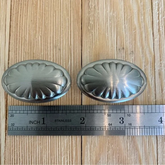 Set of 2 Satin Nickel Oval Shell Knob Cabinet Pulls Flower Drawer Knobs Hardware - Picture 7 of 10